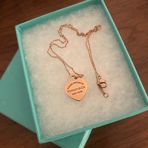Tiffany & Co Rose gold necklace